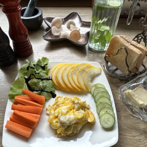 Śniadanie lipcowe  ½ talerza warzyw